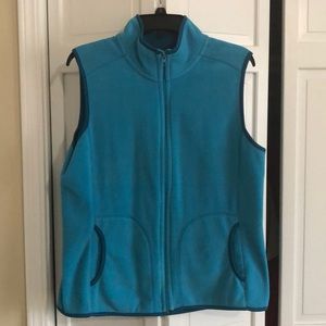 Old Navy fleece vest